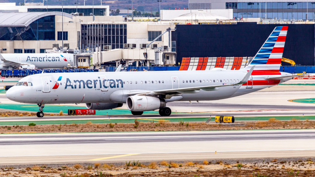 American Airlines Airbus A321 Slams On Brakes During Takeoff As AeroLogic Boeing 777 Crosses Runway At LAX