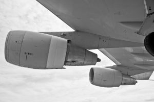 5 Key Benefits of Wing-Mounted Jet Engines