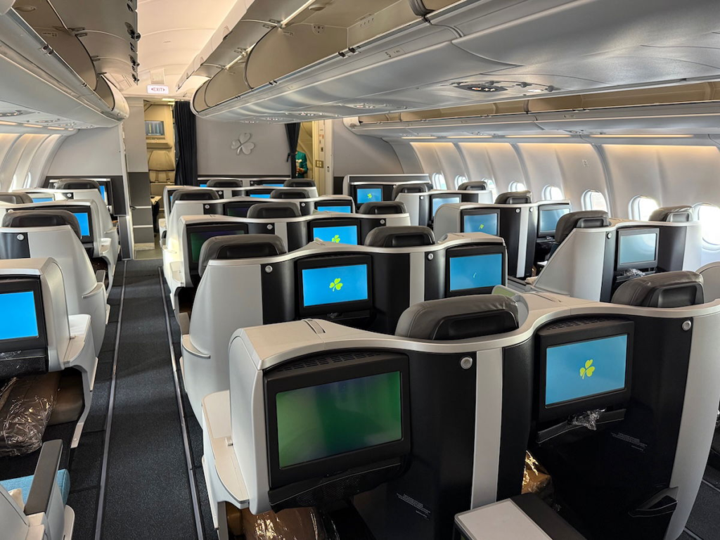 Aer Lingus Suspends Pilot For Denying Non-Union Crew Business Class Seats