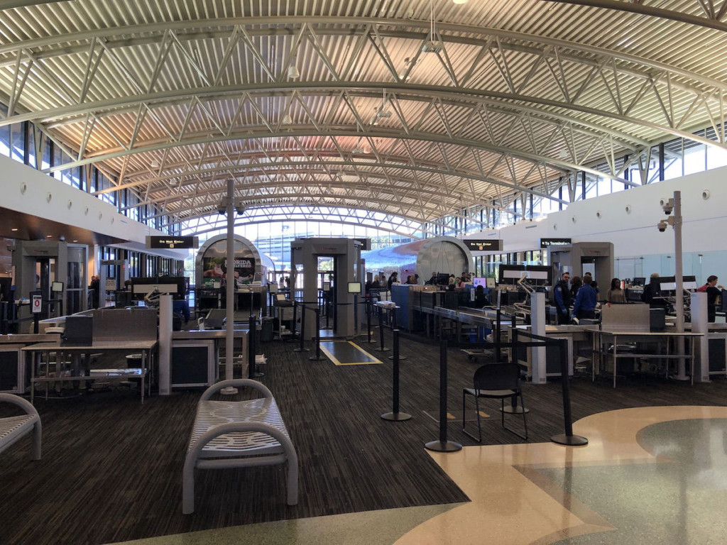 Trump Gives $10K Bonus Checks To “Patriot” TSA Agents For Shutdown Work